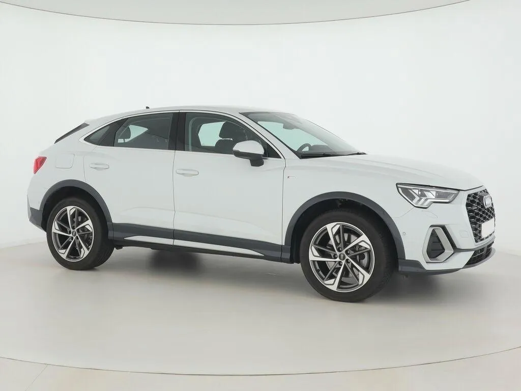 AUDI Q3 Image 3